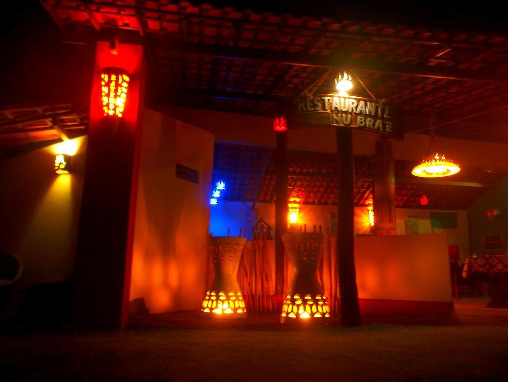 Pousada Flamboyant Village - Praia Das Fontes - 50Mt Da Gruta Mae D'Agua (Adults Only) 贝贝里比 外观 照片